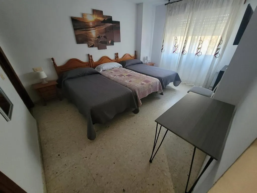 Hostal Mediterraneo Torre Del Mar 3*,