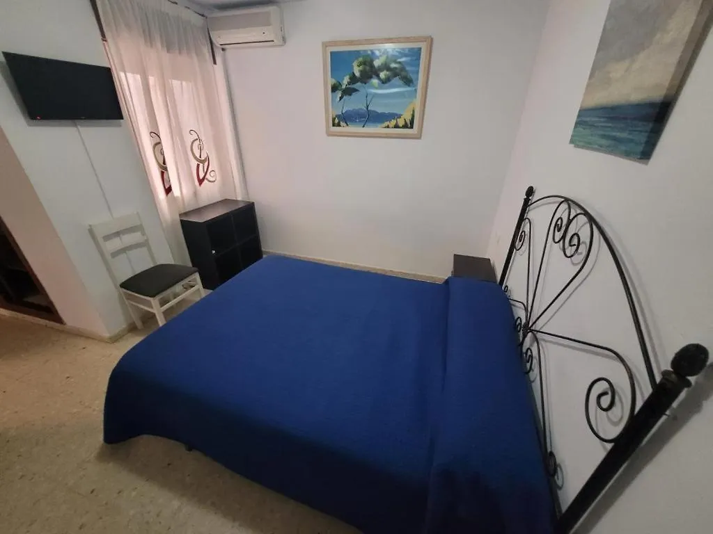 Hostal Mediterraneo Torre Del Mar